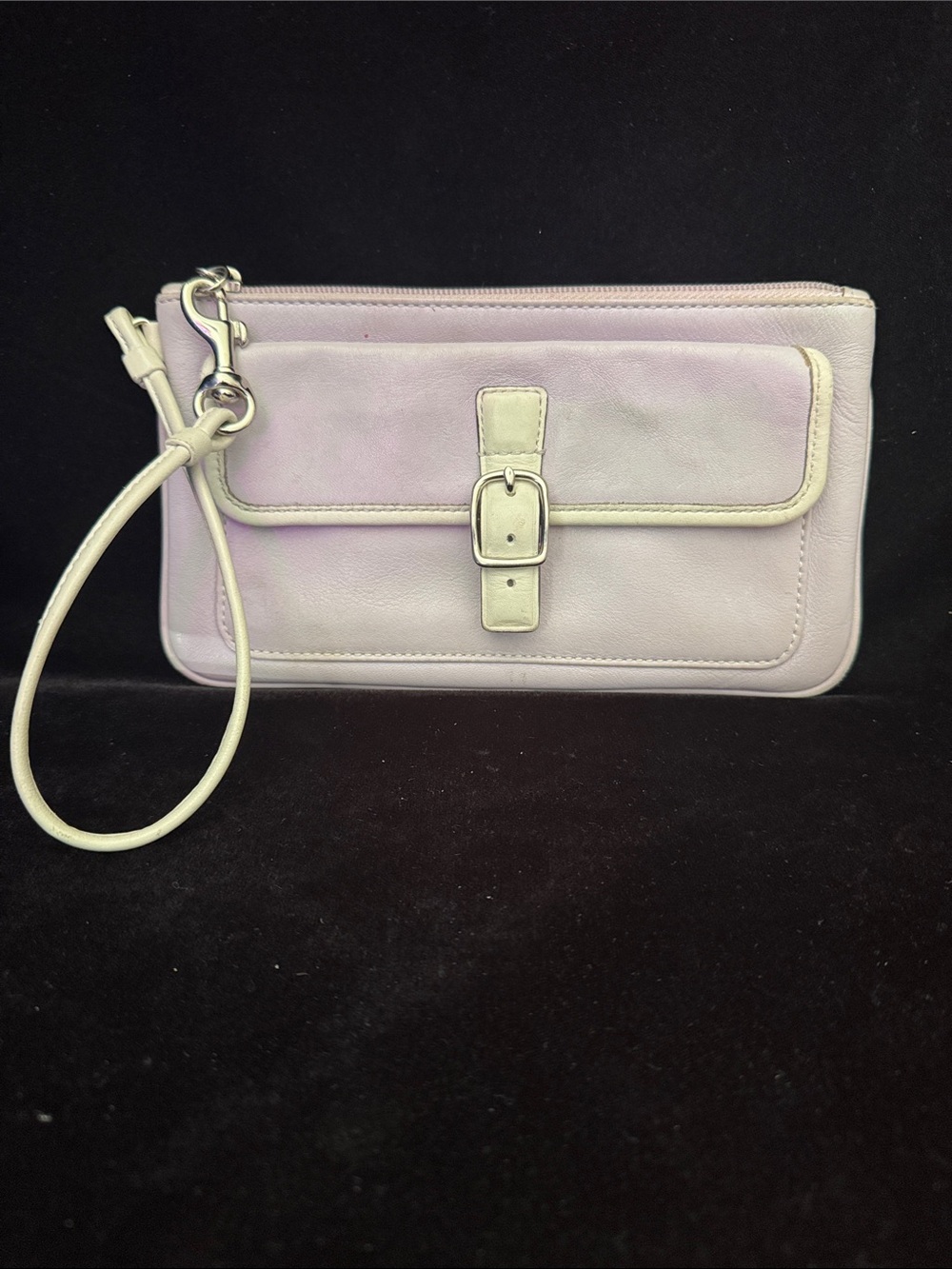 Vintage COACH SoHo Lilac Leather Wristlet